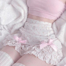 Load image into Gallery viewer, ♡ Petite rose skirt ♡

